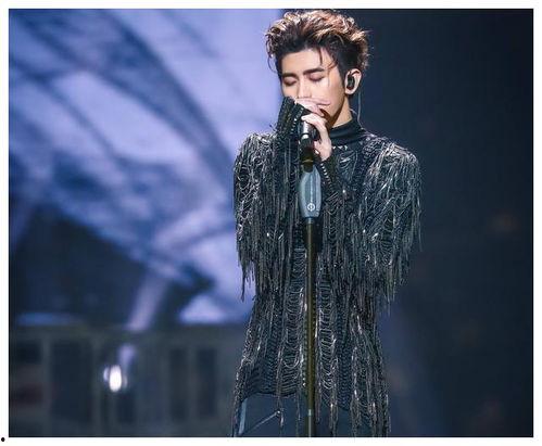 双男主娱乐圈吃瓜文推荐,瓜田里的甜蜜较量